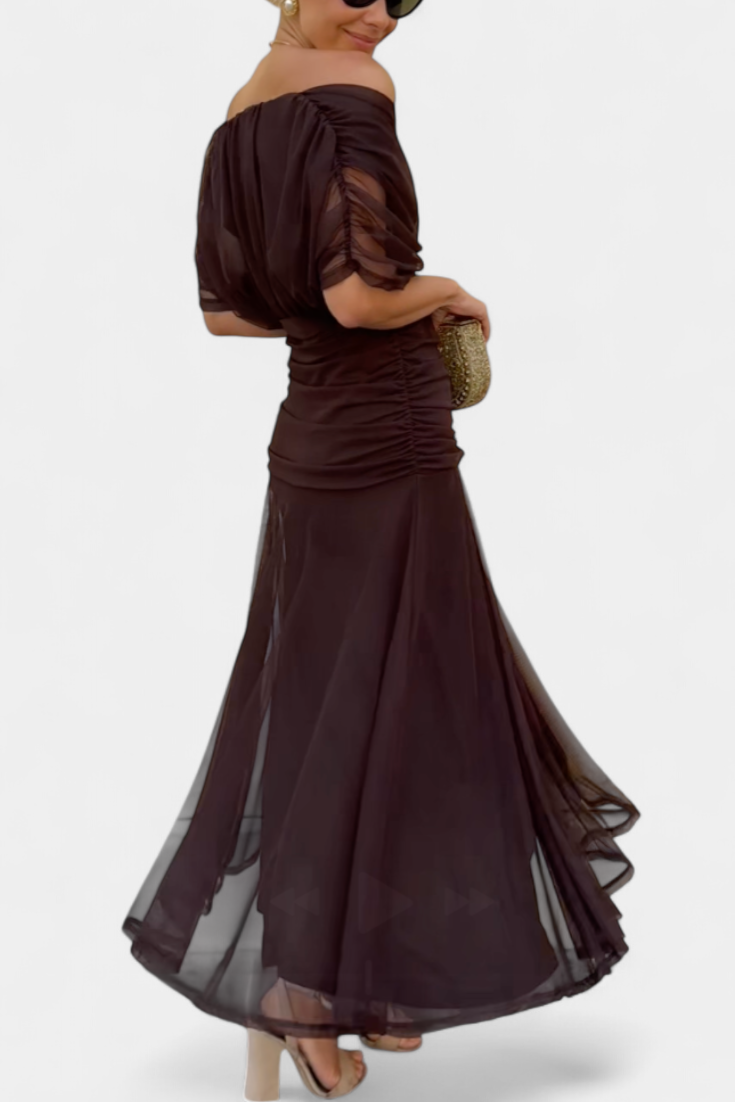 C&G™ | Elegant Dress with V-Neckline
