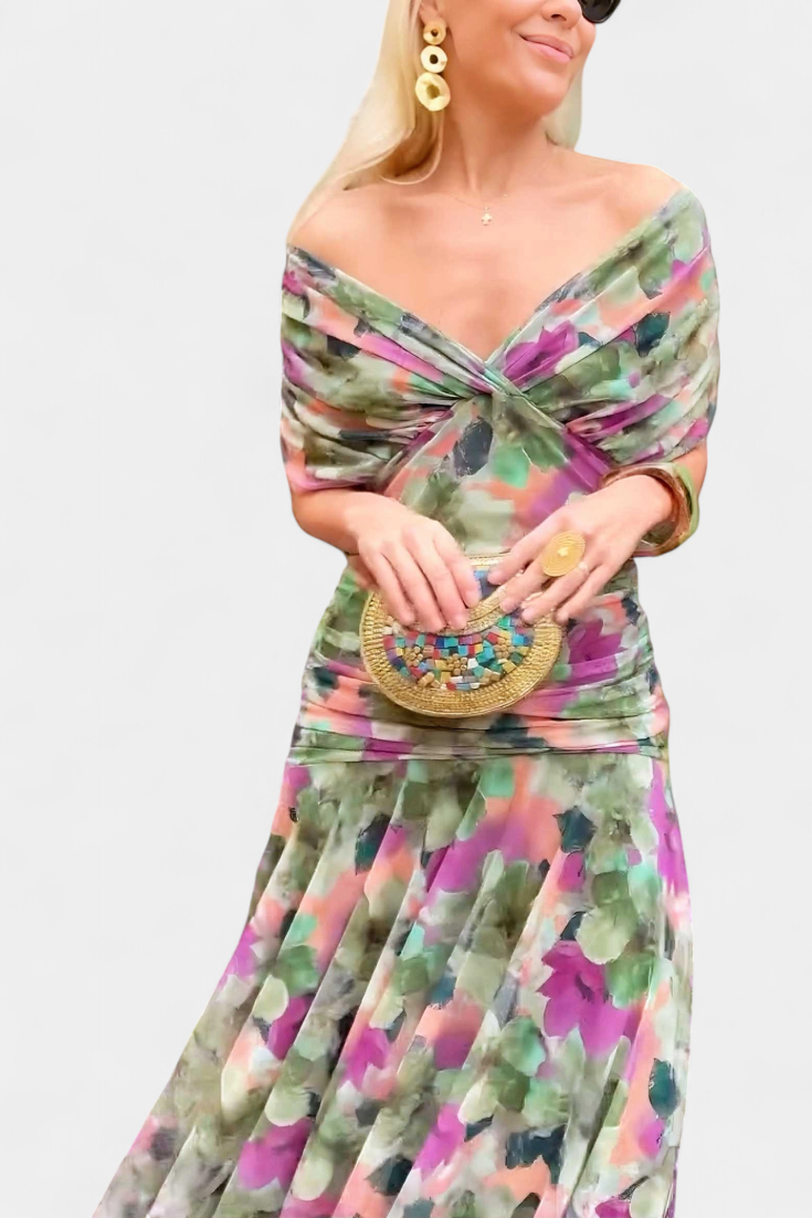 C&G™ | Elegant Dress with V-Neckline