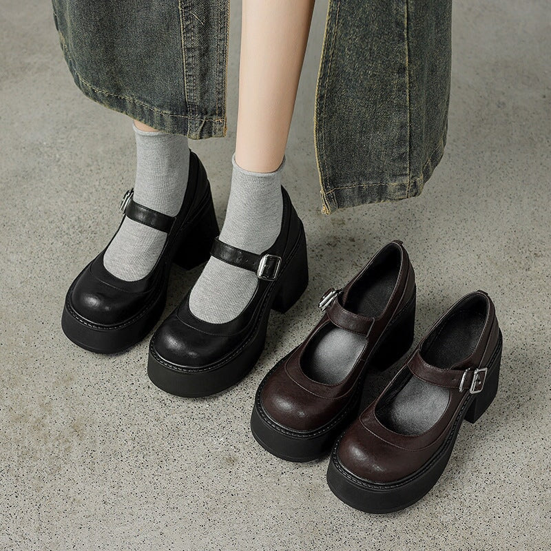 C&G™| Pela Leather Pumps