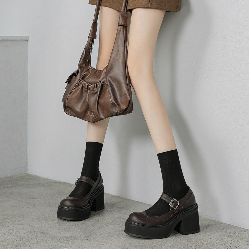 C&G™| Pela Leather Pumps