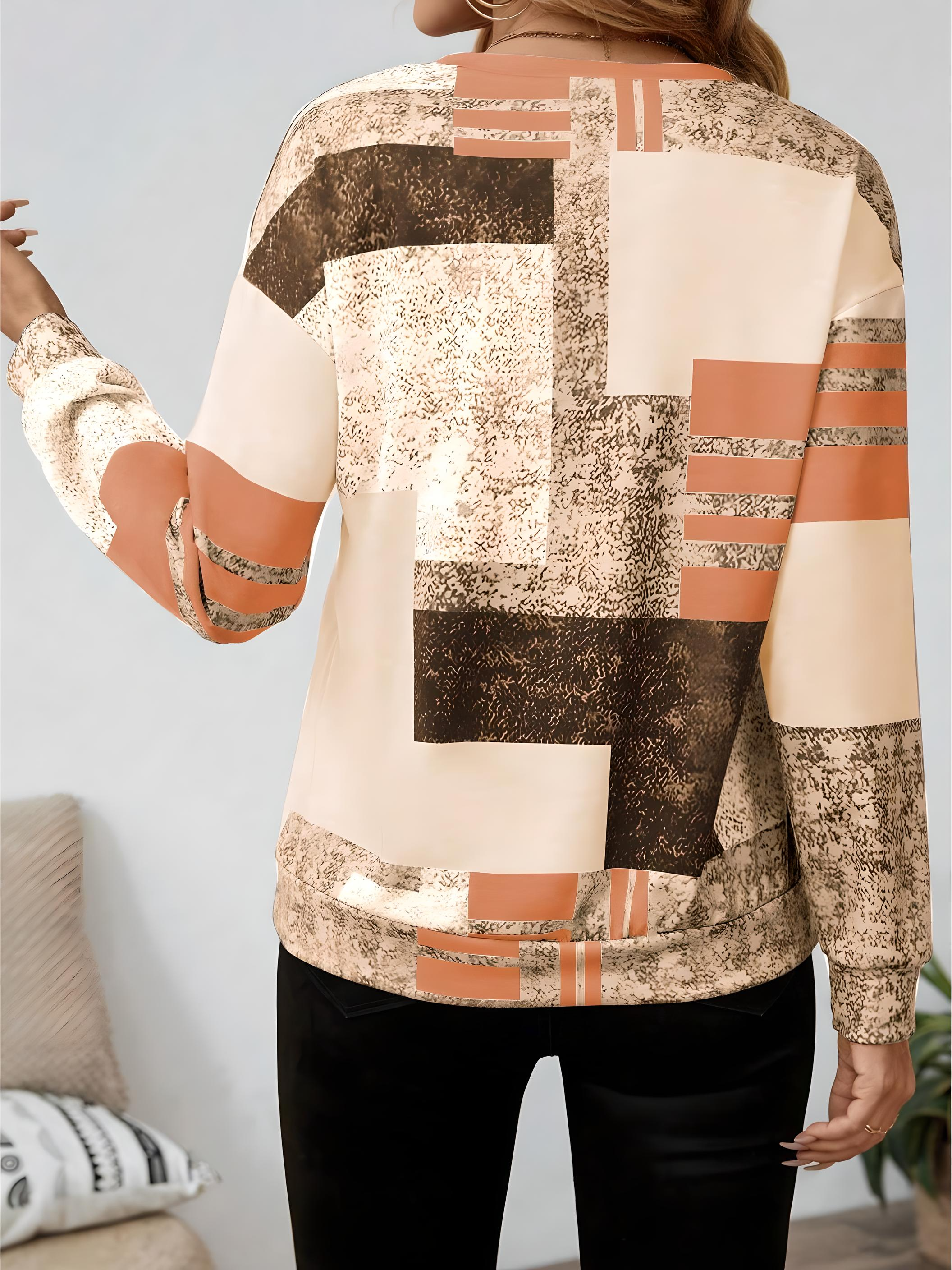 C&G™ | Geometric Zip Top