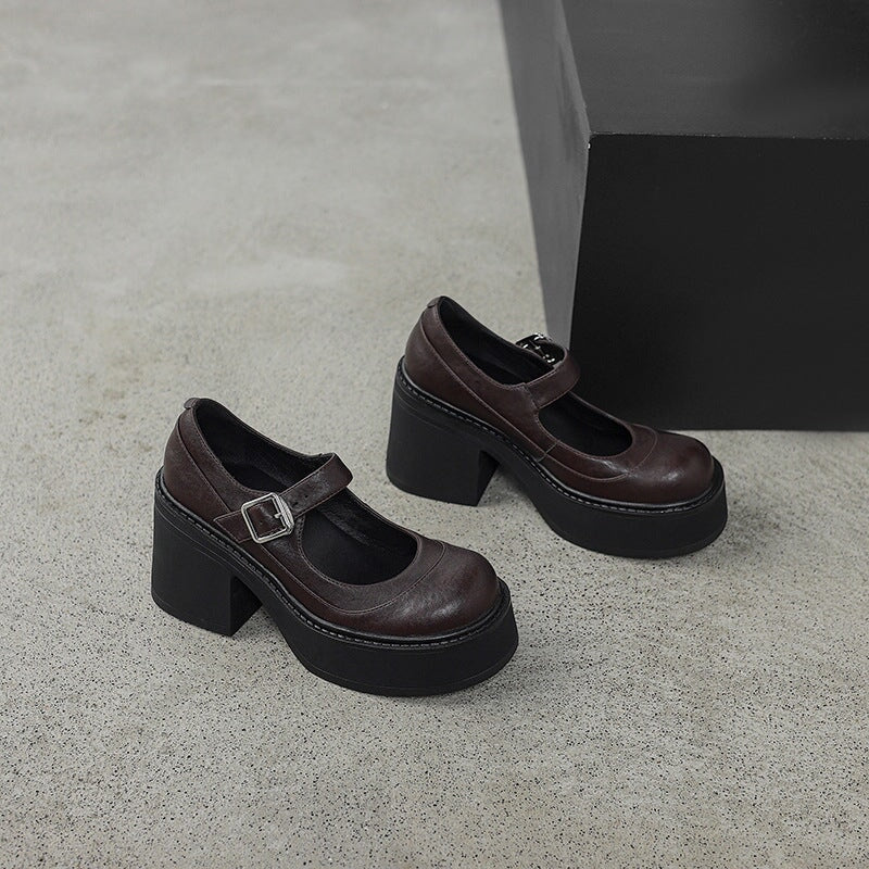 C&G™| Pela Leather Pumps