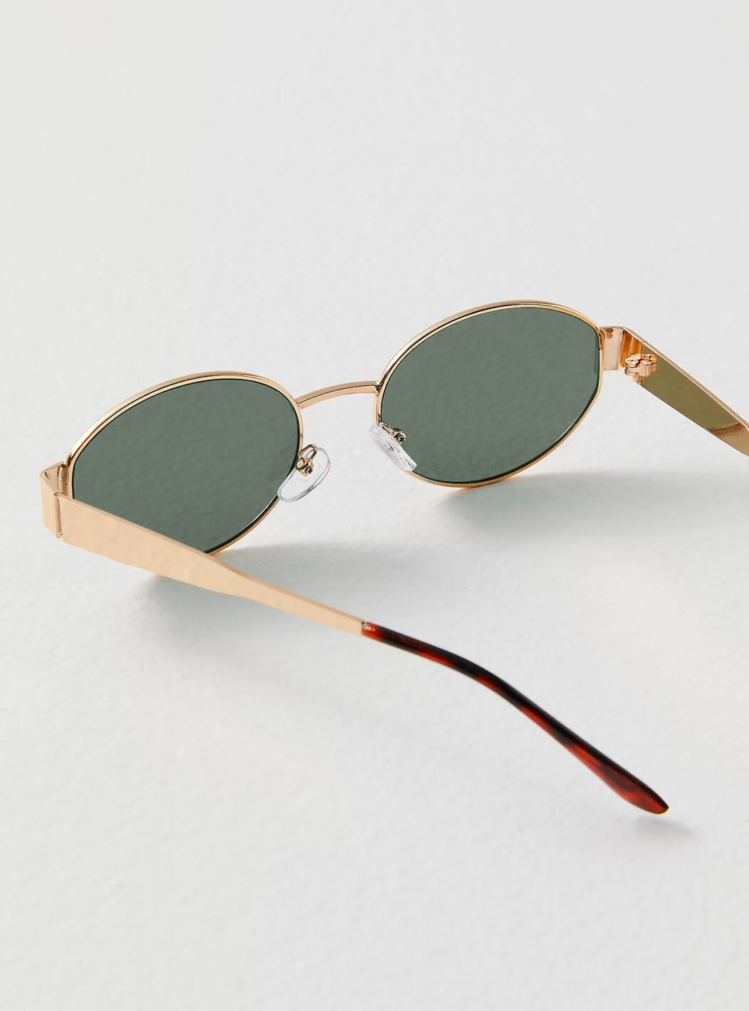 C&G™ | Elegant Glasses